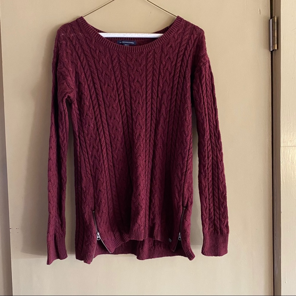 American eagle maroon sweater with side zippers
